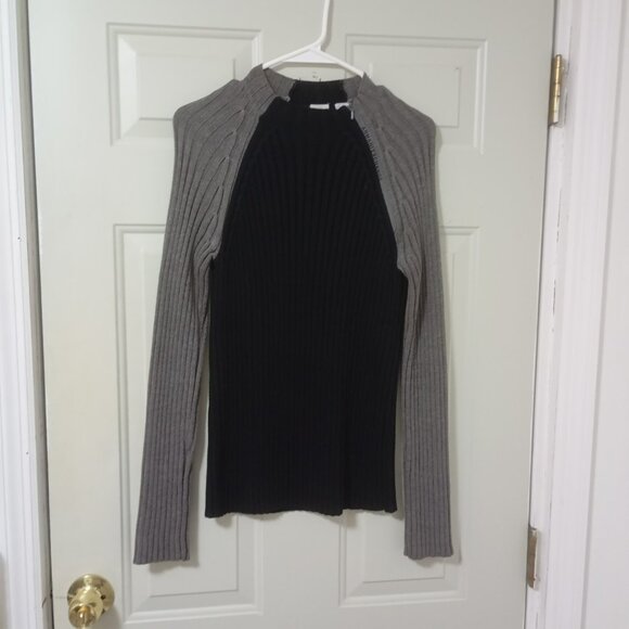 A|X Armani Exchange Trademark  Cotton Blend Men's Black And Gray Sweater. Size S - Picture 1 of 11